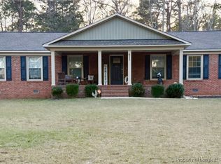 611 Lewis St, Raeford, NC 28376