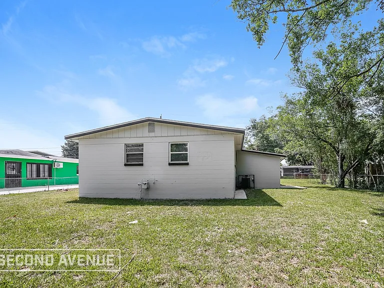 9561 Norfolk Blvd — Photo 19