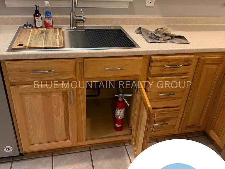 158 Hayfield Dr — Photo 19