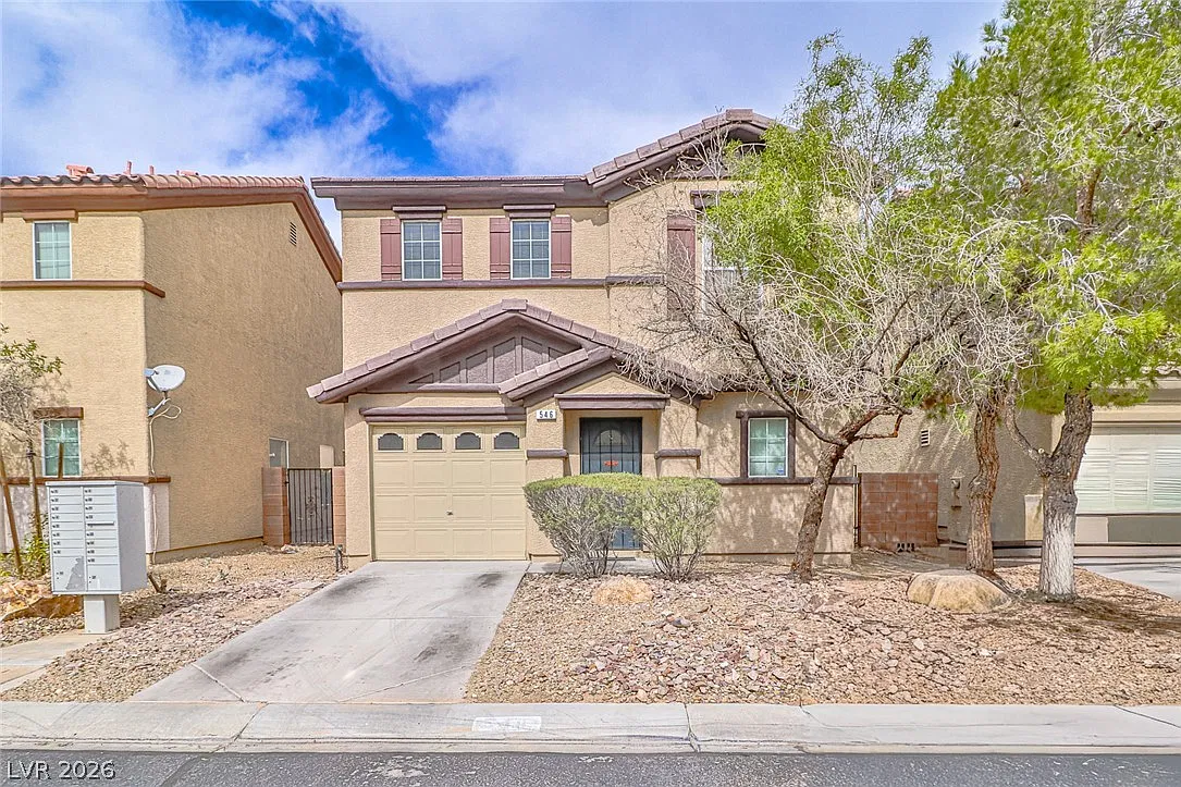 4 bed, 2.5 bath, 1484 sqft, $1,800 — Photo 1