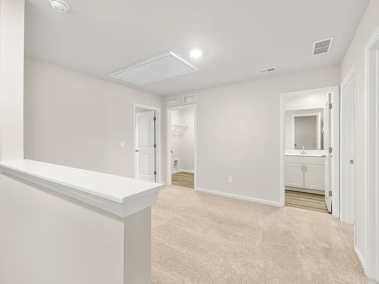 5253 Brailey Cir — Photo 11