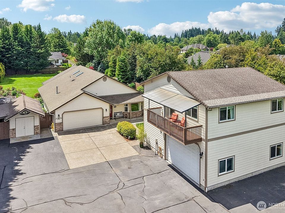 1st image of 11425 NE 189th Street
