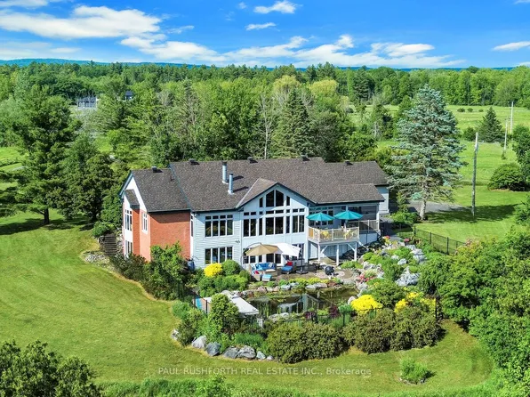 3215 Greenland Rd, Ottawa, ON K0A 1T0