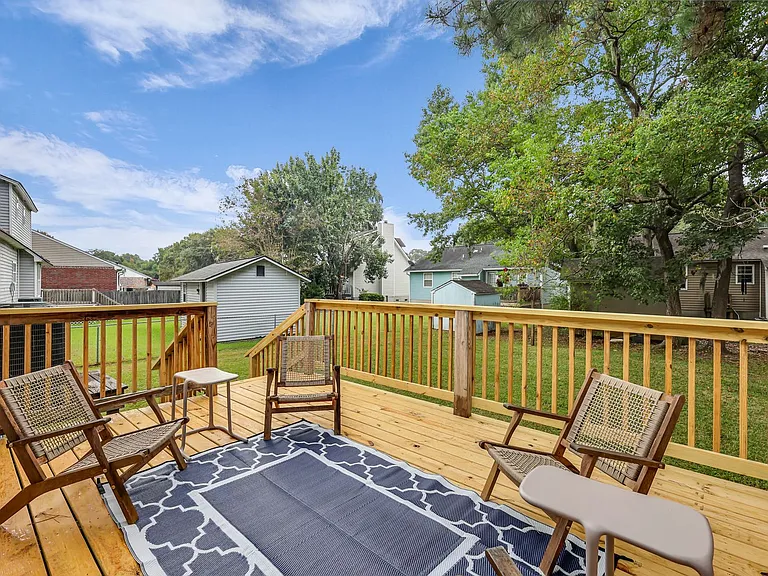 105 Crossover Ln — Photo 21