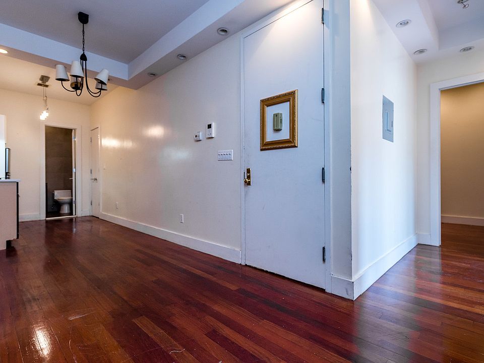1st image of 179 Knickerbocker Ave #4B