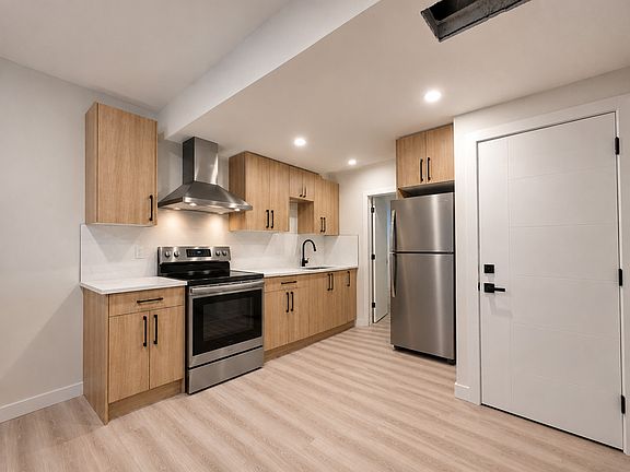 2nd image of 10627 149th St NW
