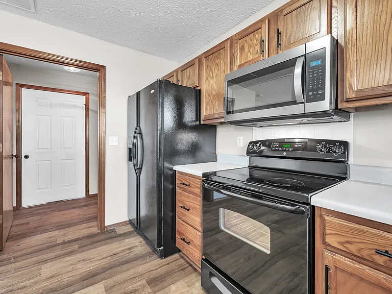 1209 W Butterfield Dr — Photo 13