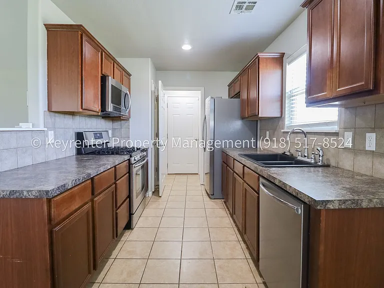 14709 E 107th Pl N — Photo 23