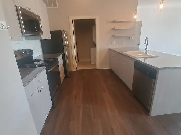 3625 Dewey Ave — Photo 32