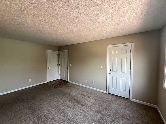 5th image of 4605-4609 NE Killingsworth St #8