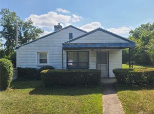 17 Trotter Ct, Dayton, OH 45417