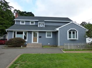 20 Joseph Ave, Bethpage, NY 11714