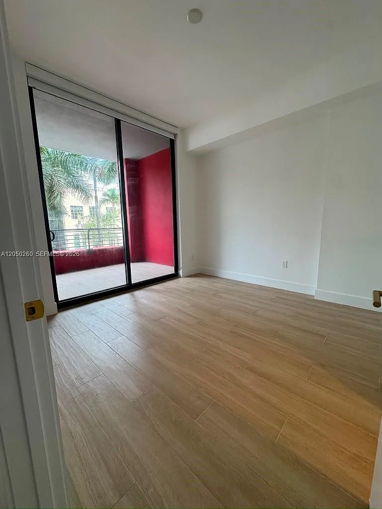 1 bed, 2.0 bath, $4,300 — Photo 2