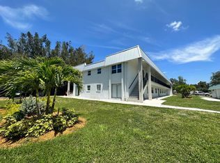 3232 On Fruitville, Sarasota, FL 34237