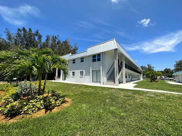 3232 Fruitville Rd #242