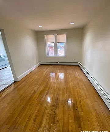 3rd image of 12 Wait St APT 2R