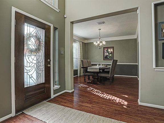 5th image of 4504 Canyon Crest Dr