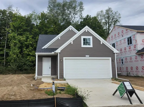 10170 Pennridge Dr, Portage, MI 49024