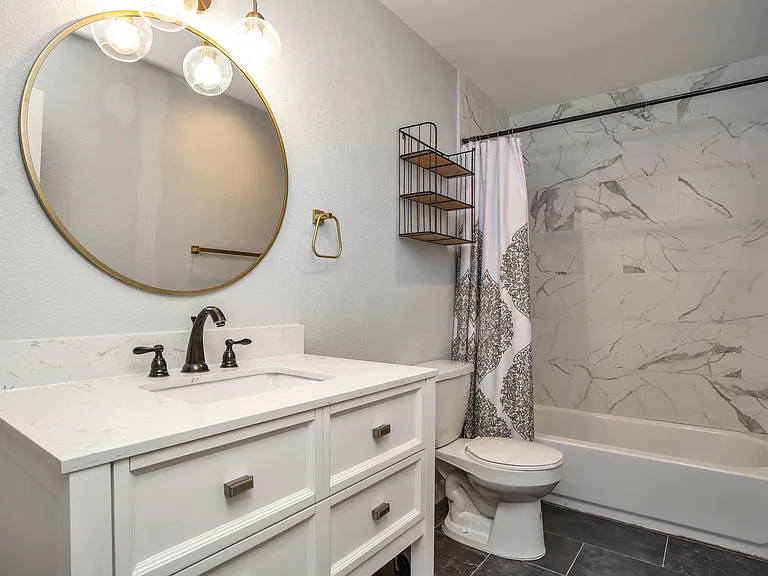 2700 Chancellor Dr — Photo 19