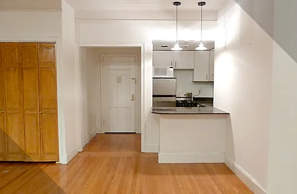 Rented by WAM Partners - William Moses Co. | media 149