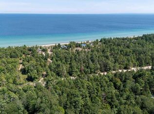58 E Side Dr, Beaver Island, MI 49782