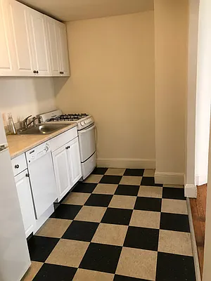 Rented by GPA Realty | media 15