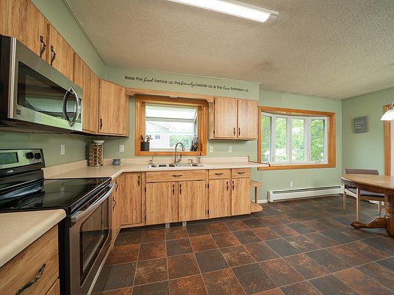 5th image of 4274 S 29th St