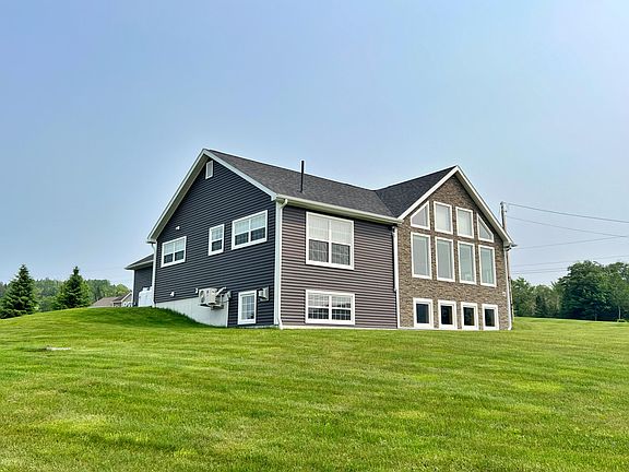 3rd image of 20 Violette Heights