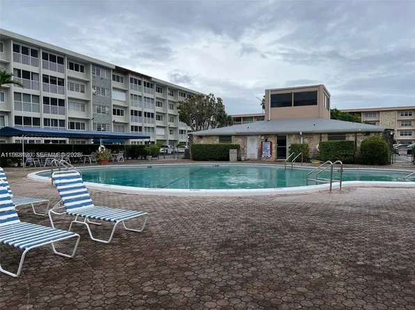215 SE 3rd Ave Floor 3, Hallandale, FL 33009