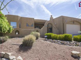 2558 Benz Dr, Las Cruces, NM 88001