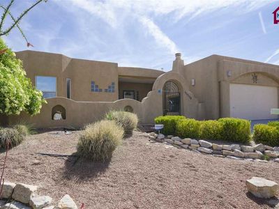 2558 Benz Dr, Las Cruces, NM, 88001