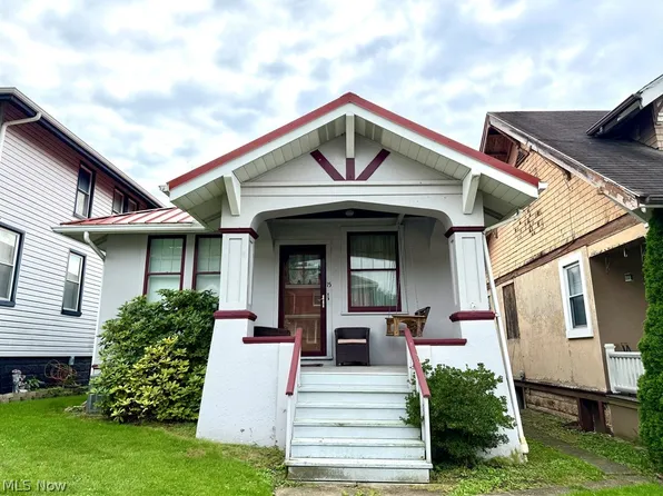 15 2nd St, Beech Bottom, WV 26030