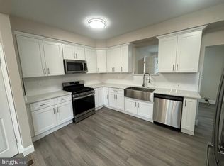 8012 Jeanes St, Philadelphia, PA 19111