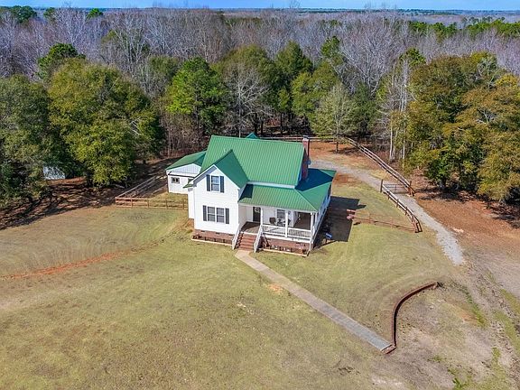 3rd image of 2828 Bonnette Rd