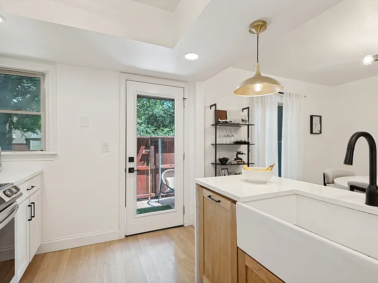 6359 Oriole Dr — Photo 4