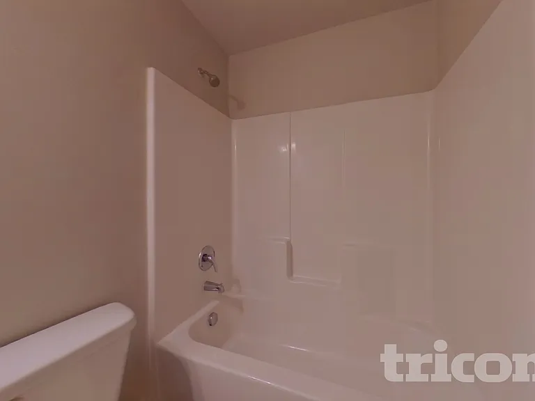 817 Crescent Way — Photo 17