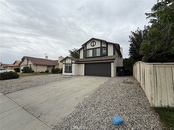 2nd image of 45230 Calico St