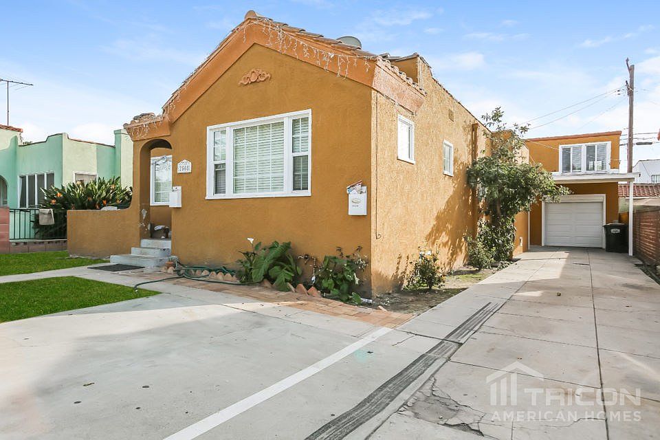 1st image of 2508 Olive St #B
