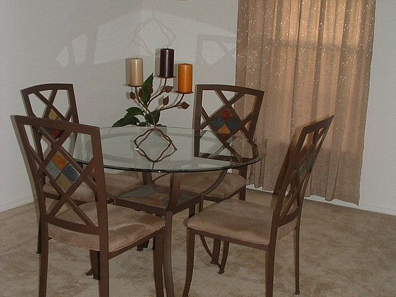 5th image of 667 Mason Dr