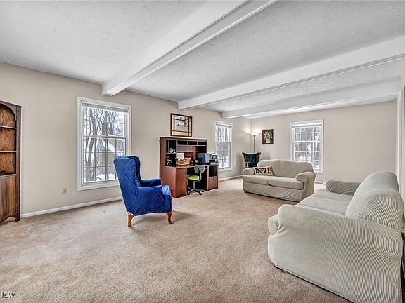 3rd image of 10121 Hobby Horse Ln