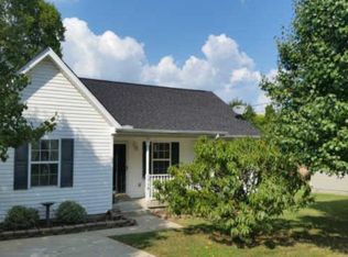 1718 Luton Dr, La Vergne, TN 37086