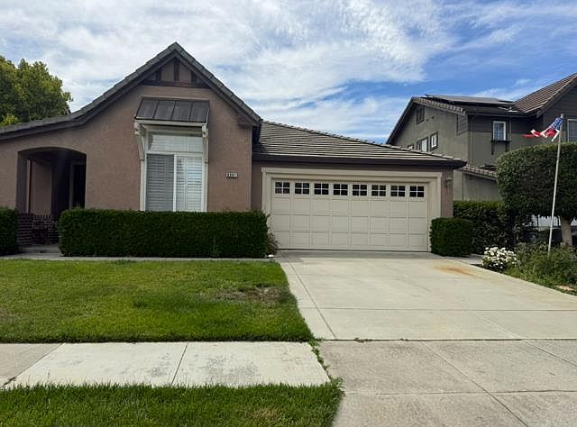 1st image of 8881 Zinnia St