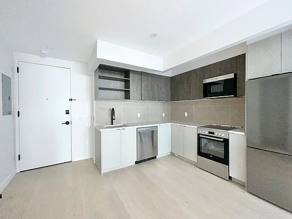 2nd image of 37-21 32nd St Unit 1
