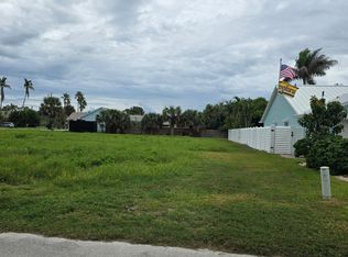 225 Spoonbill Ln, Melbourne Beach, FL 32951