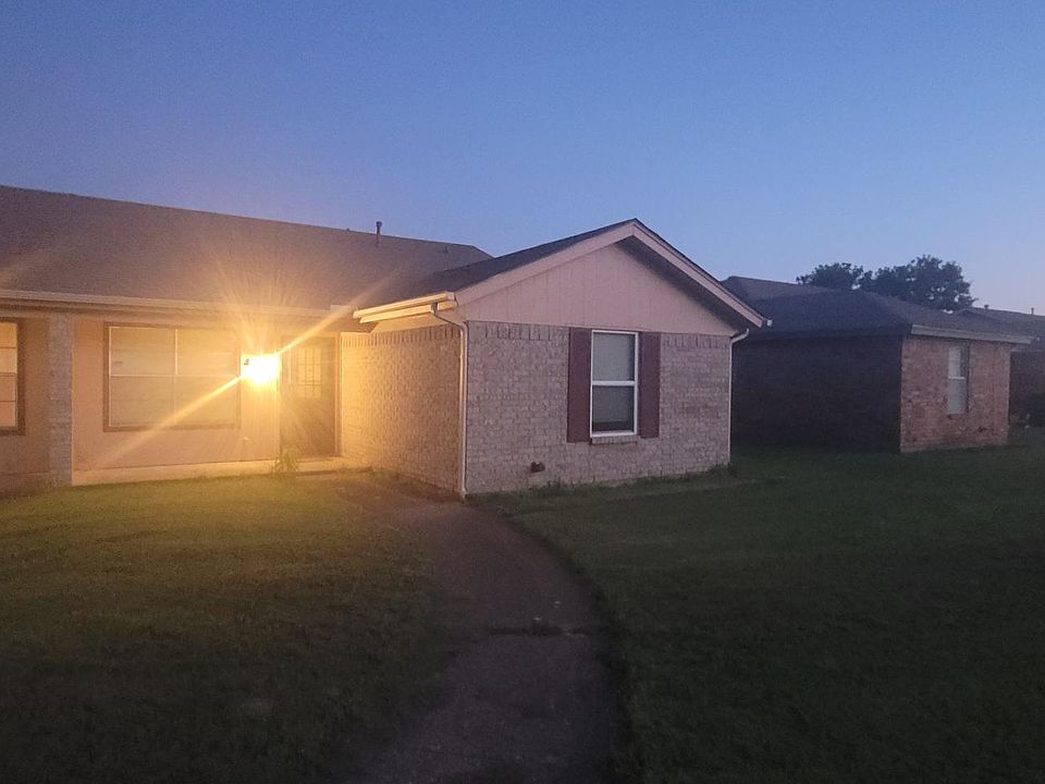 front of house (duplex unit B