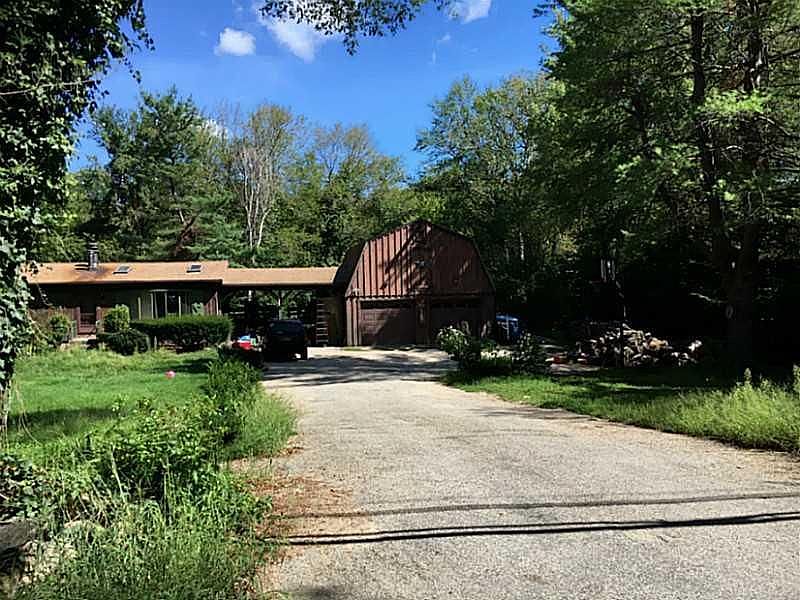 560 Tarkiln Rd, Burrillville, RI 02830 Zillow