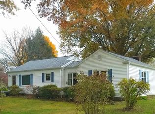 6432 Hampsher Rd, Clinton, OH 44216