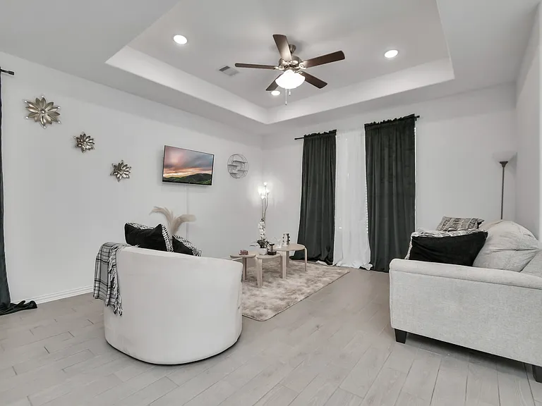 Royal Palm Dr — Photo 8