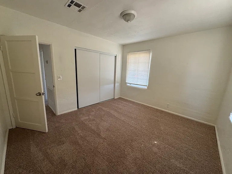 44333 Elm Ave — Photo 7