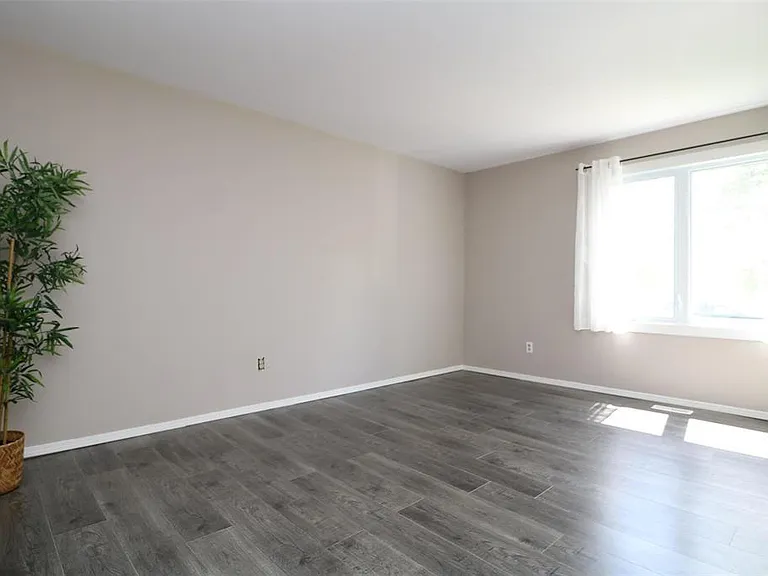 35 Apple Ln #35 — Photo 4
